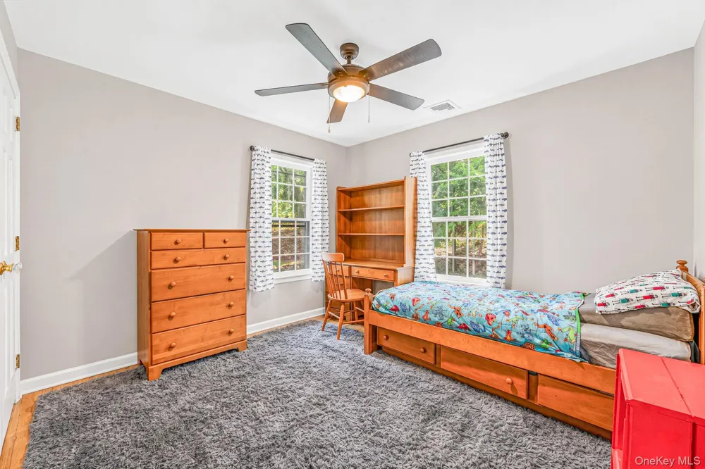 22 Ashley Lane Shoreham, NY 11786