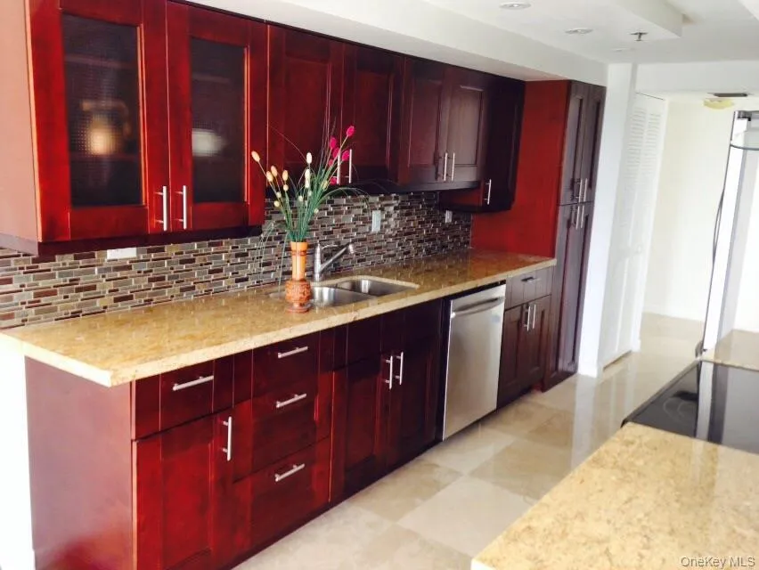 210 174th ST Unit 419 Collins Avenue #419 Call Listing Agent, FL 33160