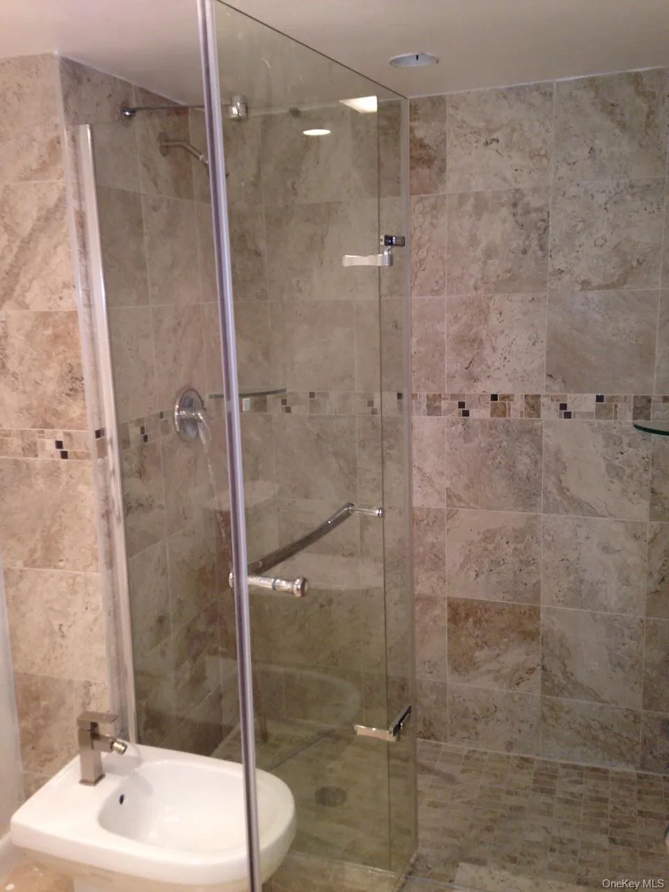 210 174th ST Unit 419 Collins Avenue #419 Call Listing Agent, FL 33160