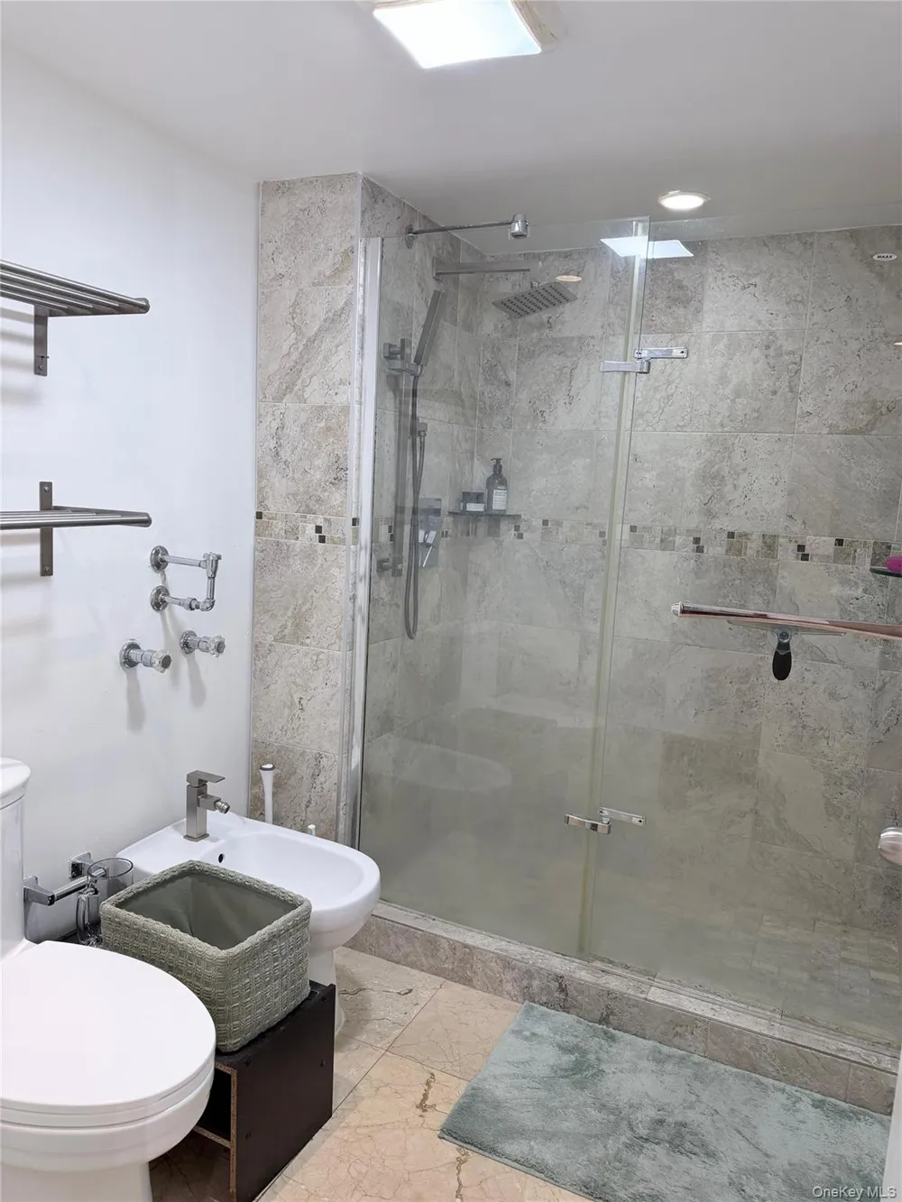 210 174th ST Unit 419 Collins Avenue #419 Call Listing Agent, FL 33160