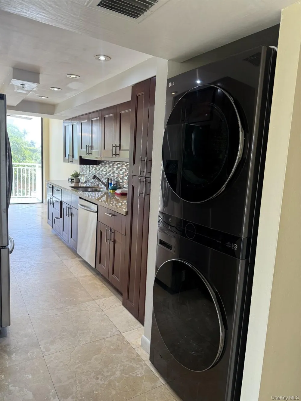 210 174th ST Unit 419 Collins Avenue #419 Call Listing Agent, FL 33160