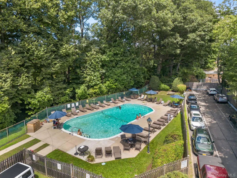 2 Consulate Drive #3G Tuckahoe, NY 10707