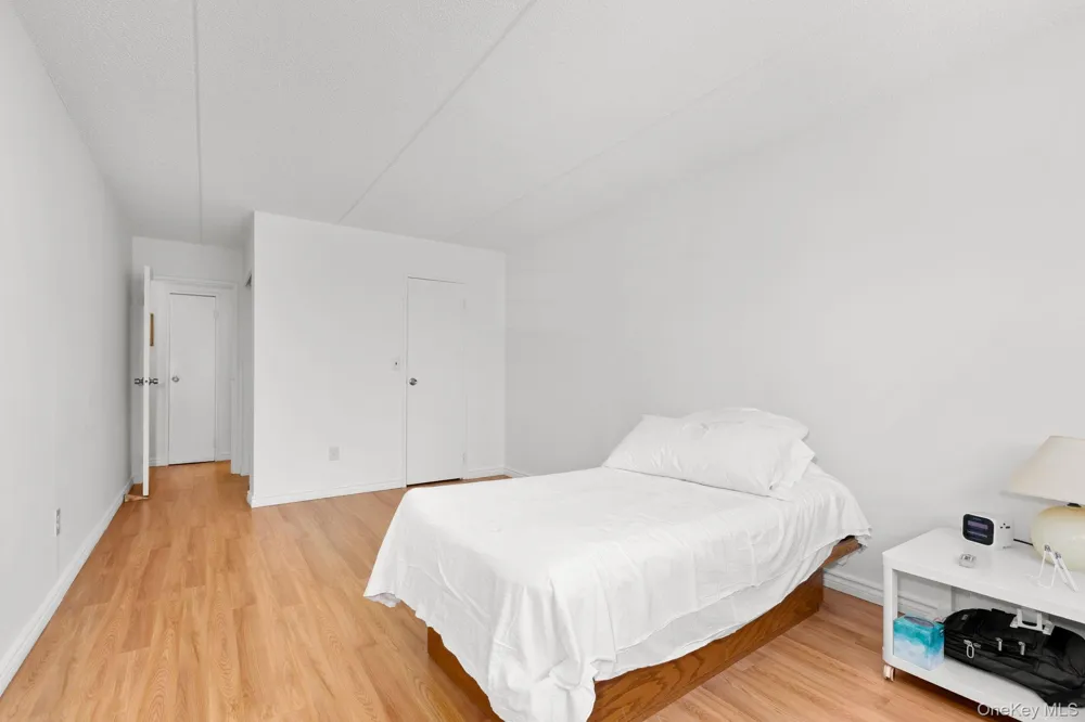 2 Consulate Drive #3G Tuckahoe, NY 10707