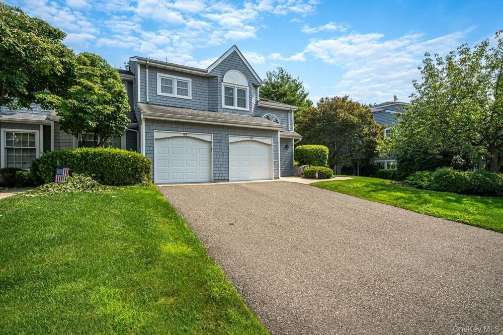 188 Lakebridge Drive Kings Park, NY 11754