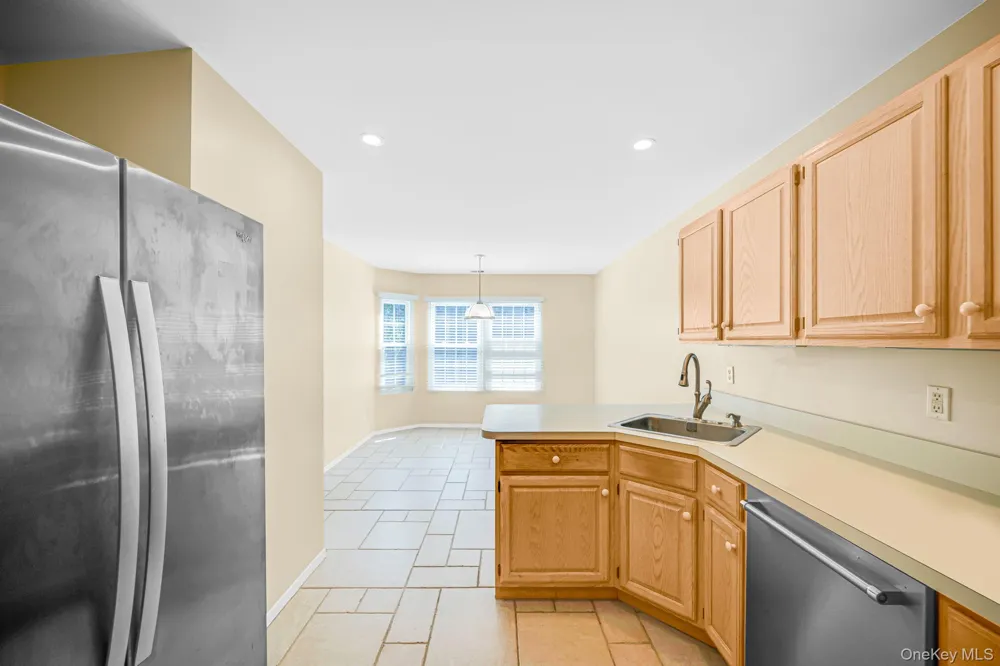188 Lakebridge Drive Kings Park, NY 11754