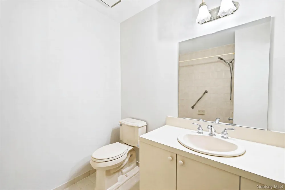 188 Lakebridge Drive Kings Park, NY 11754