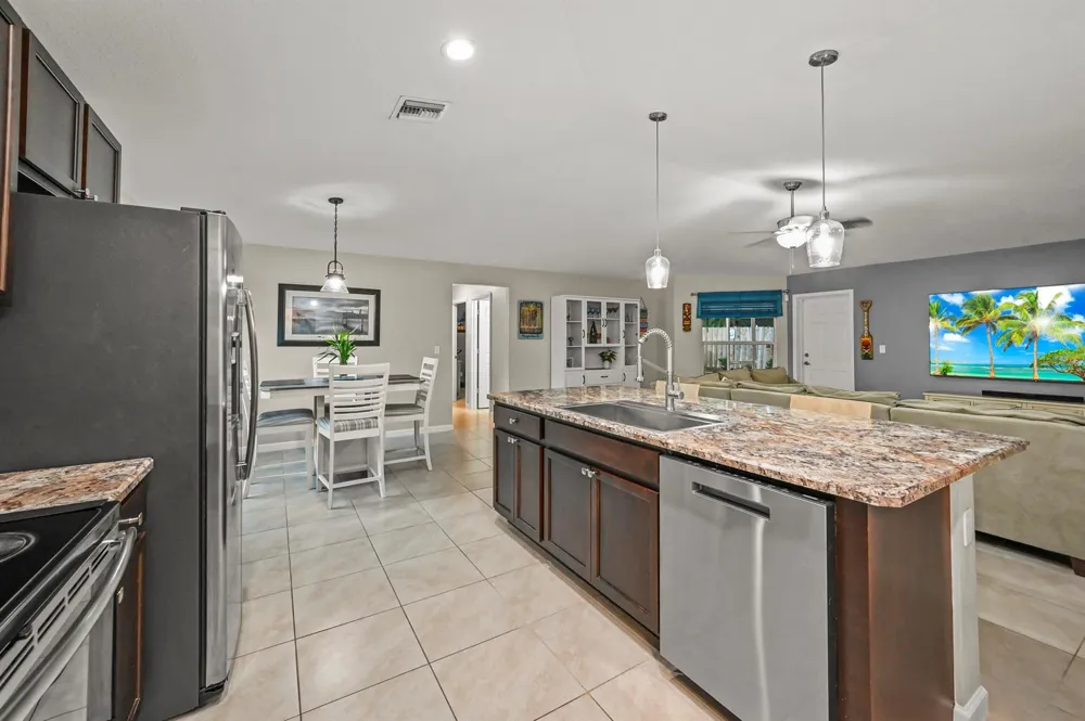 510 SW TWIG AVENUE Port St. Lucie, FL 34983