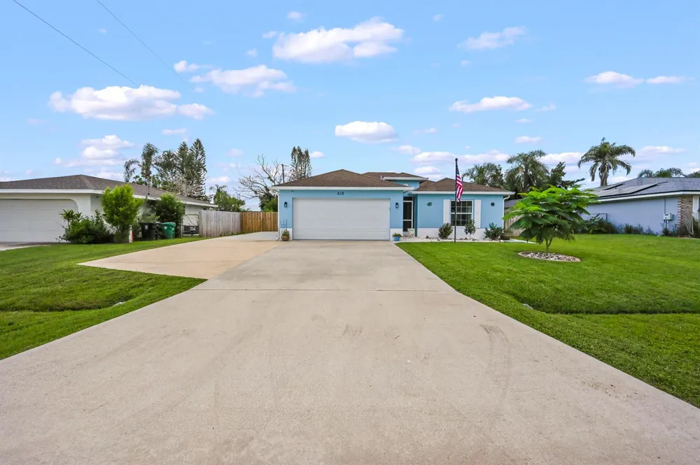 510 SW TWIG AVENUE Port St. Lucie, FL 34983