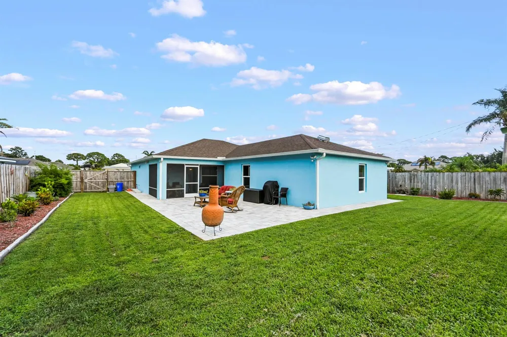 510 SW TWIG AVENUE Port St. Lucie, FL 34983