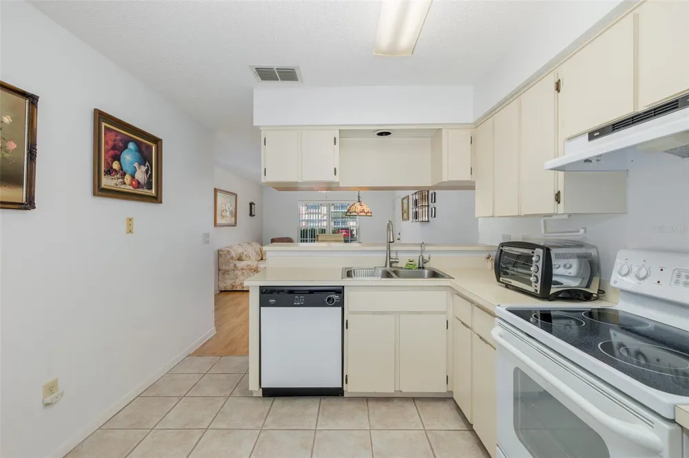 4804 MYRTLE OAK DRIVE #13 New Port Richey, FL 34653