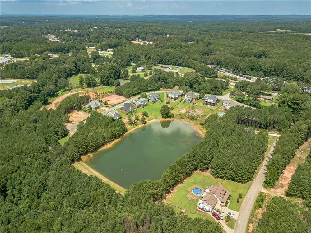 25 Westmoreland Lake Dr Buchanan, GA 30113