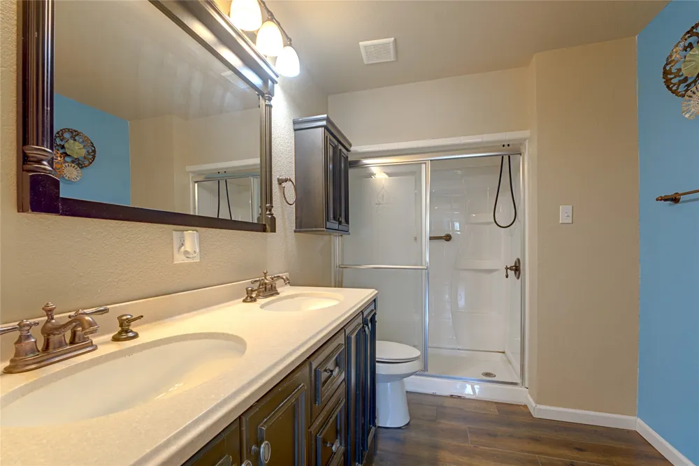 15870 County Road 339 Terrell, TX 75161