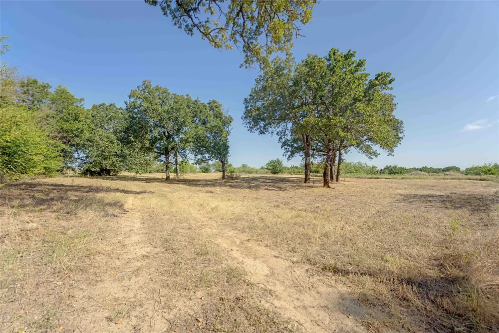 15870 County Road 339 Terrell, TX 75161