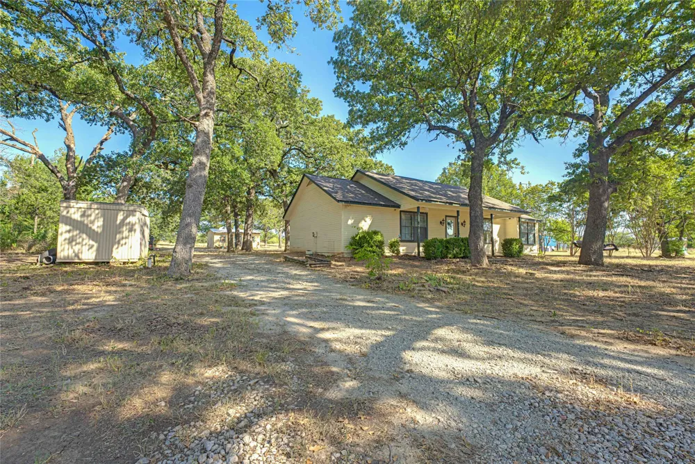 15870 County Road 339 Terrell, TX 75161