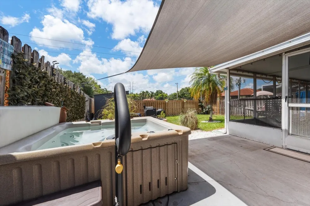 2511 ESTANCIA BOULEVARD Clearwater, FL 33761