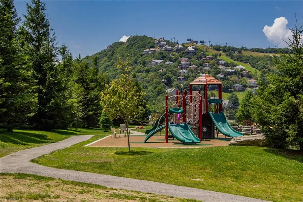 301 Pinnacle Inn Road #2116 Beech Mountain, NC 28604
