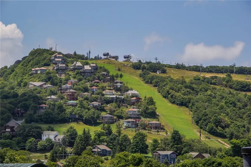 301 Pinnacle Inn Road #2116 Beech Mountain, NC 28604