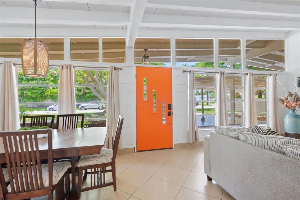 2005 TETLOW PLACE Sarasota, FL 34239