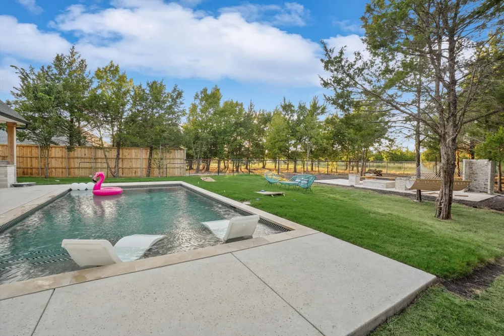 371 S Ring Road Waxahachie, TX 75165