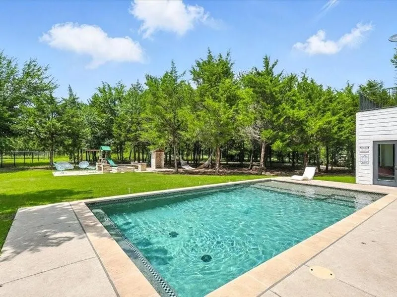 371 S Ring Road Waxahachie, TX 75165