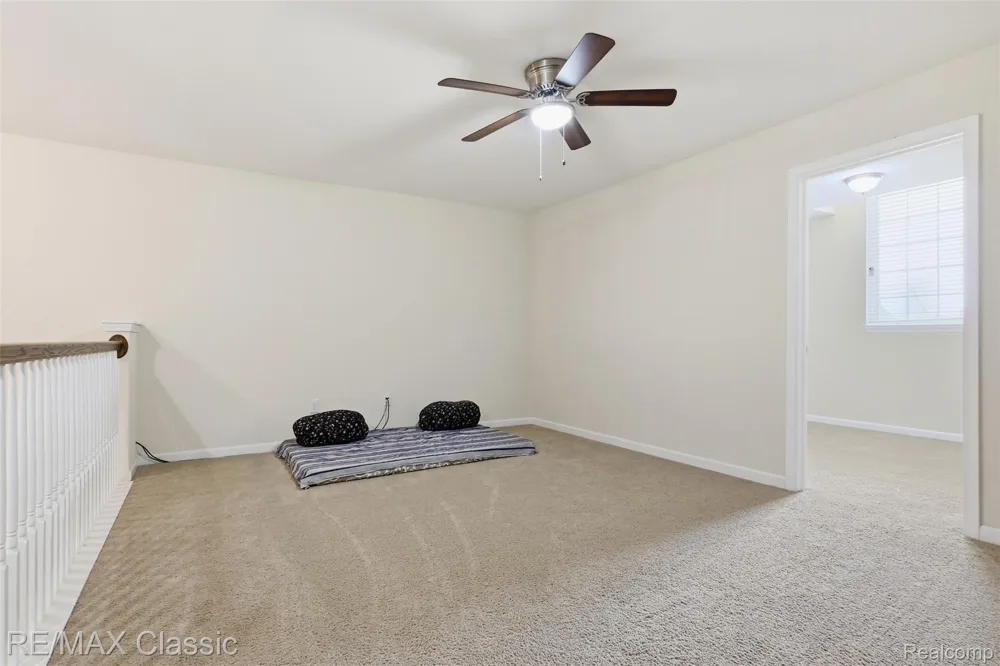 36945 Everett Drive Westland City, MI 48185