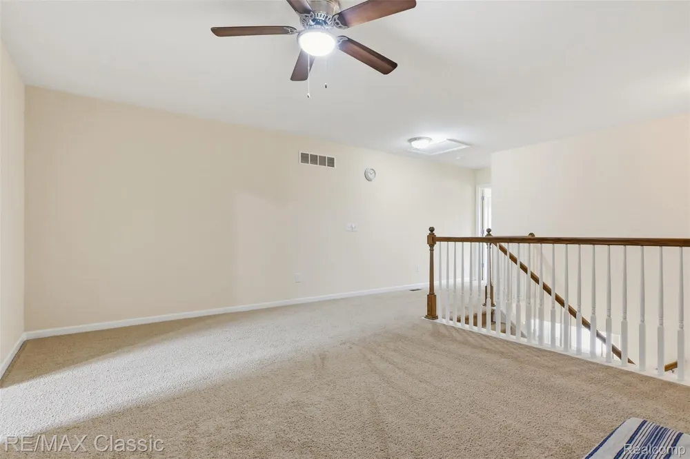 36945 Everett Drive Westland City, MI 48185