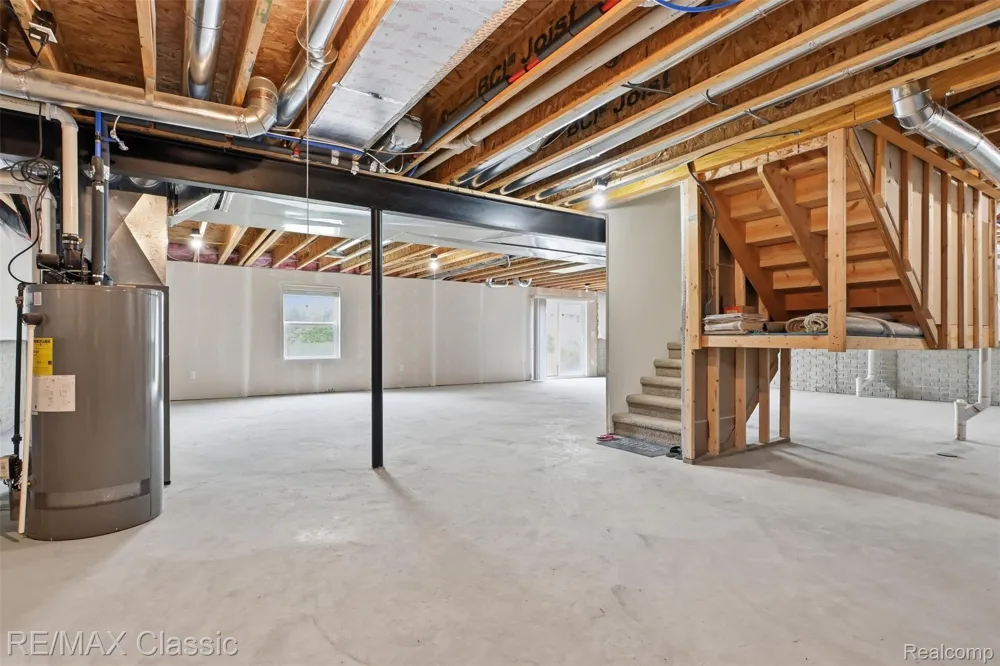 36945 Everett Drive Westland City, MI 48185