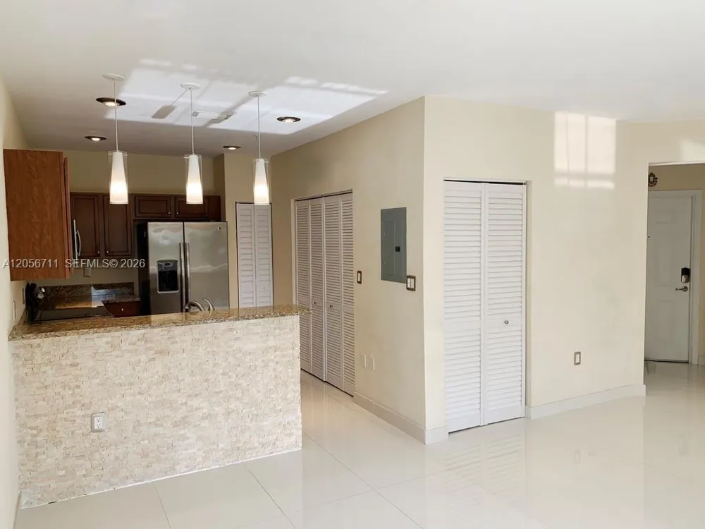 8800 NW 97th Ave #204 Doral, FL 33178