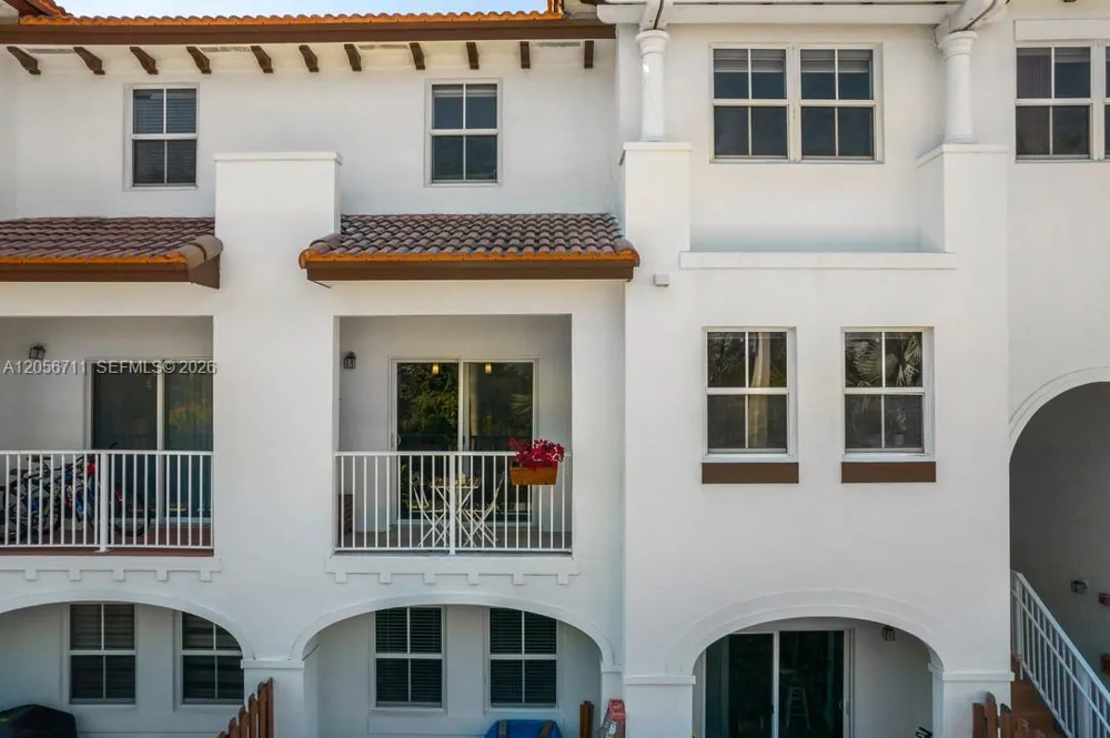 8800 NW 97th Ave #204 Doral, FL 33178