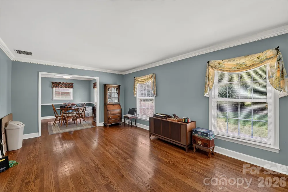 1311 Cambridge Street Gastonia, NC 28054