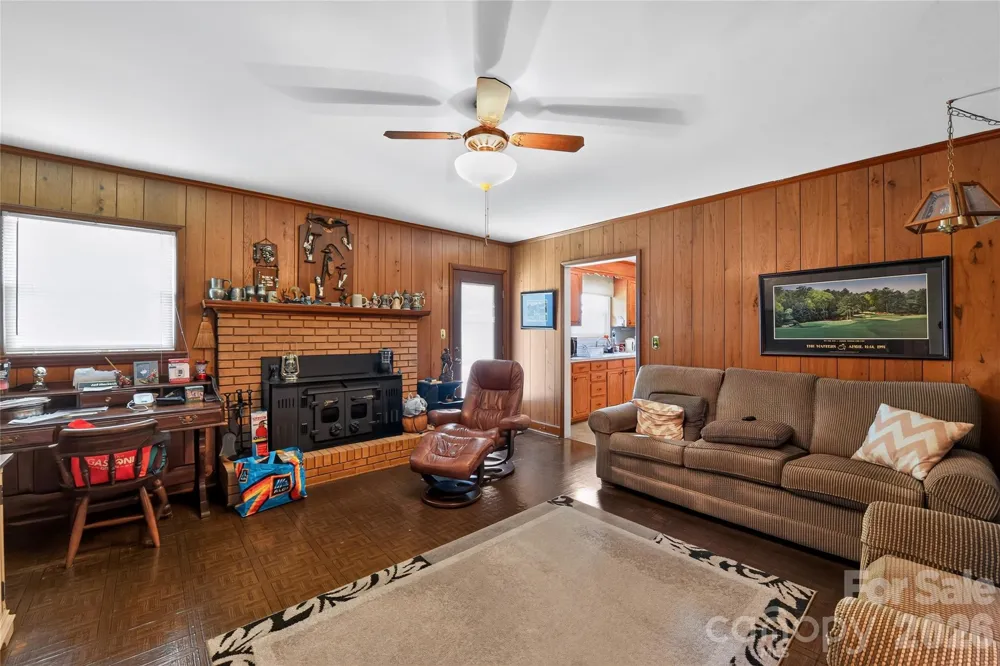 1311 Cambridge Street Gastonia, NC 28054