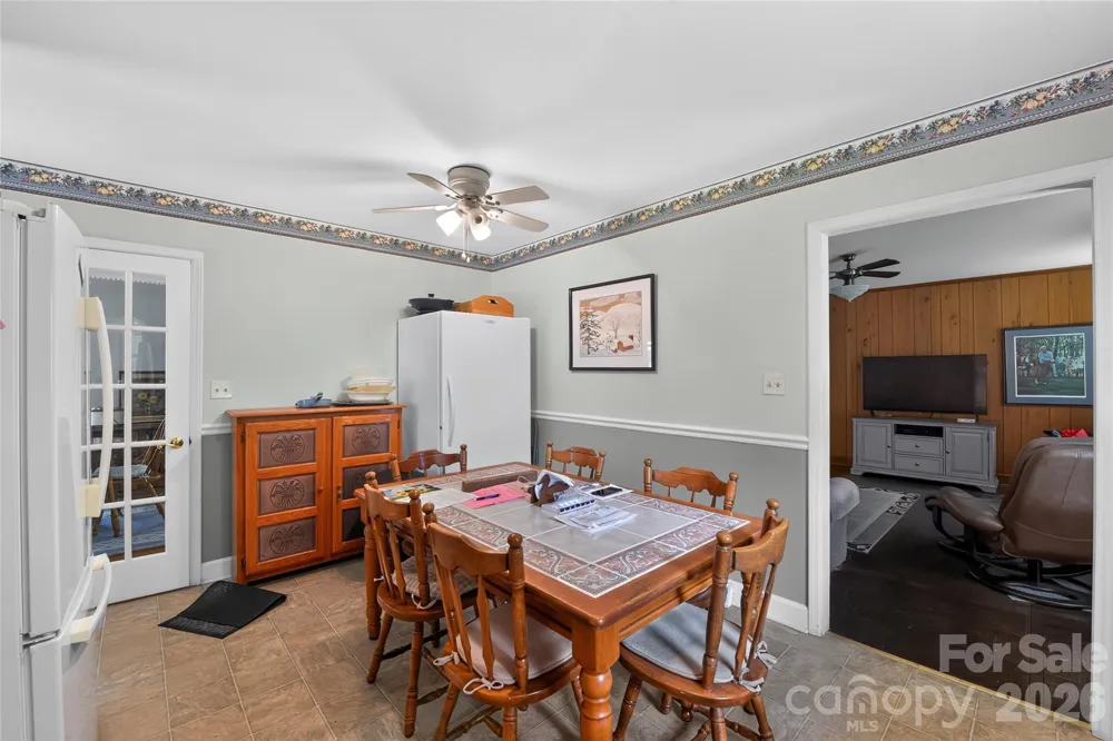 1311 Cambridge Street Gastonia, NC 28054