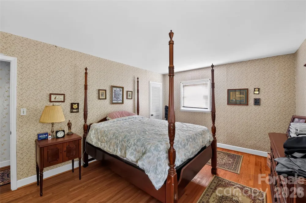 1311 Cambridge Street Gastonia, NC 28054
