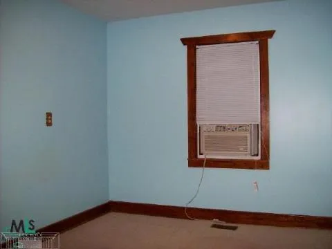 17444 IVANHOE STREET Roseville City, MI 48066