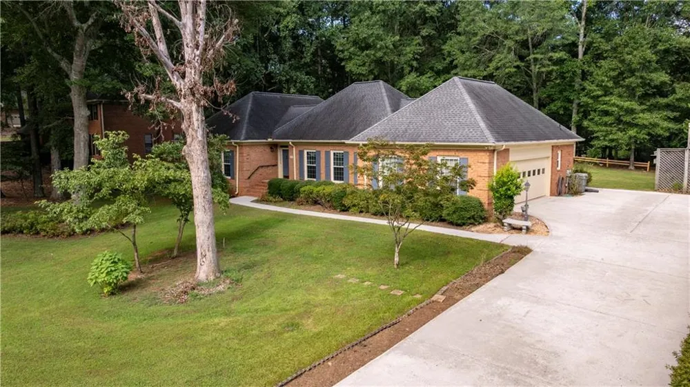 341 Chesterfield Road Bogart, GA 30622