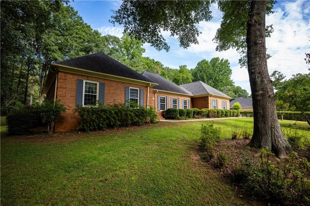 341 Chesterfield Road Bogart, GA 30622