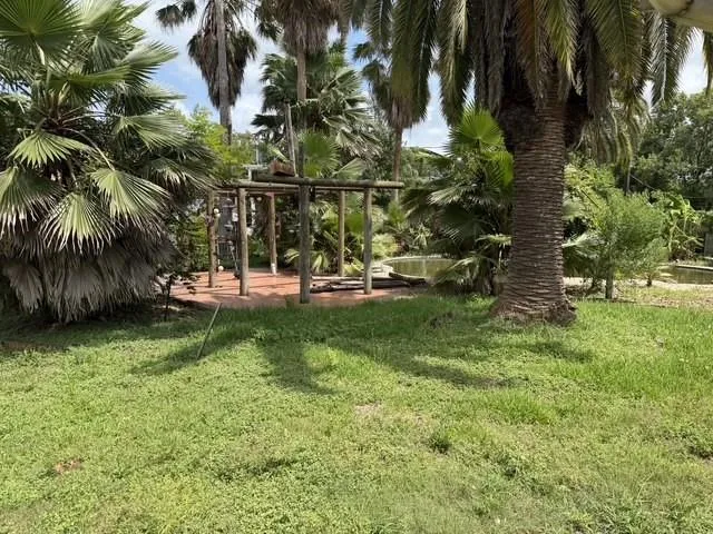 1813 Cove Park Kemah, TX 77565