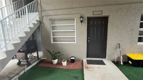 11225 Royal Palm Blvd #11225