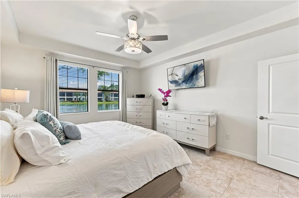 15145 Palmer Lake Circle #103 Naples, FL 34109
