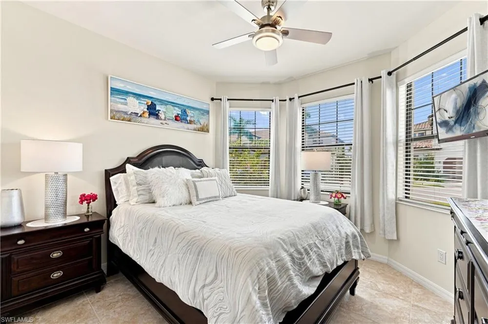 15145 Palmer Lake Circle #103 Naples, FL 34109