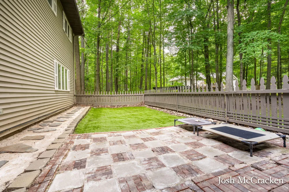 11339 Alpine Road Morton Township, MI 49346