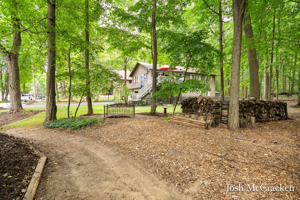 11339 Alpine Road Morton Township, MI 49346