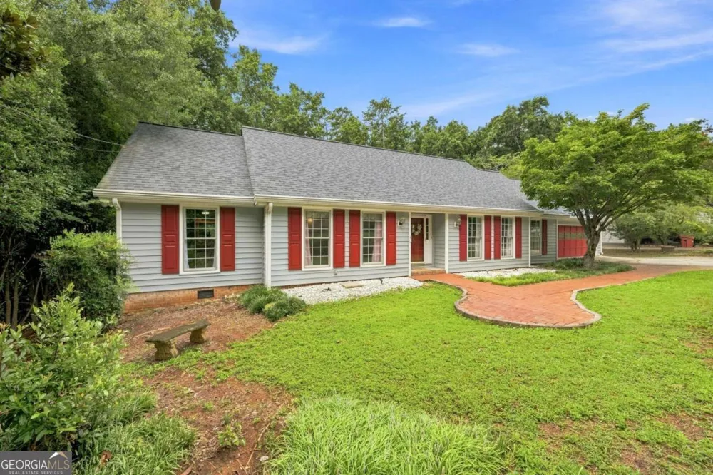 1599 Rangewood DR SW Lilburn, GA 30047