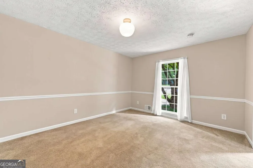 1599 Rangewood DR SW Lilburn, GA 30047