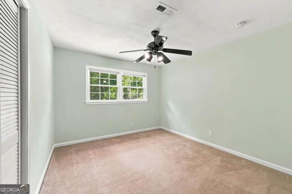 1599 Rangewood DR SW Lilburn, GA 30047