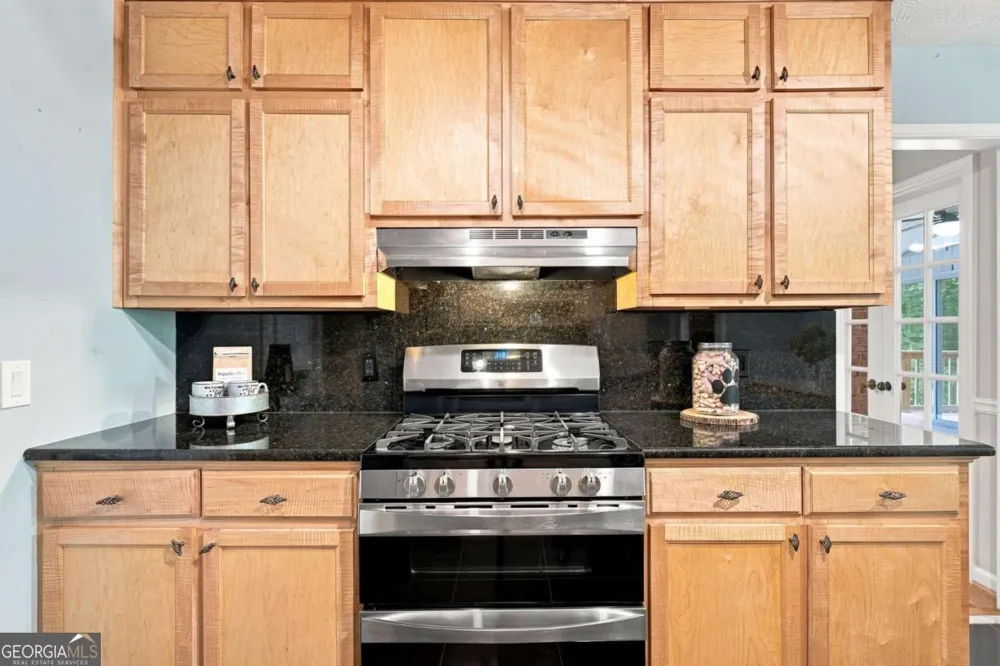 1599 Rangewood DR SW Lilburn, GA 30047