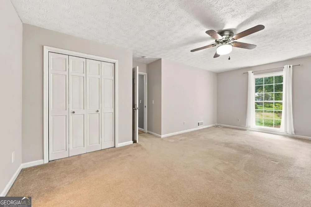 1599 Rangewood DR SW Lilburn, GA 30047