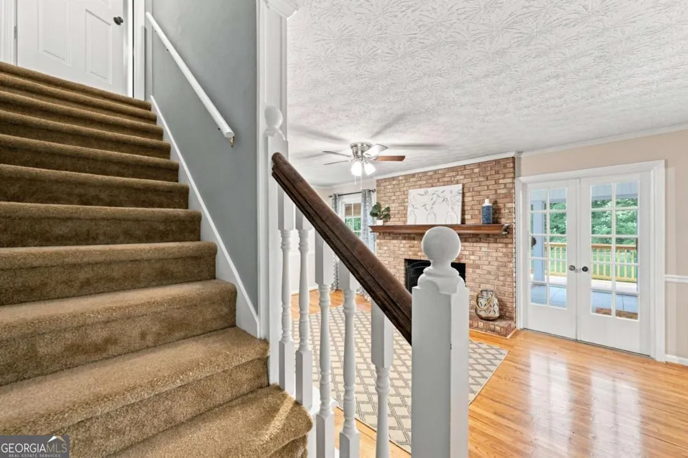 1599 Rangewood DR SW Lilburn, GA 30047