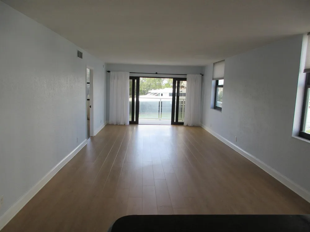1401 Riverside Drive #307 Pompano Beach, FL 33062