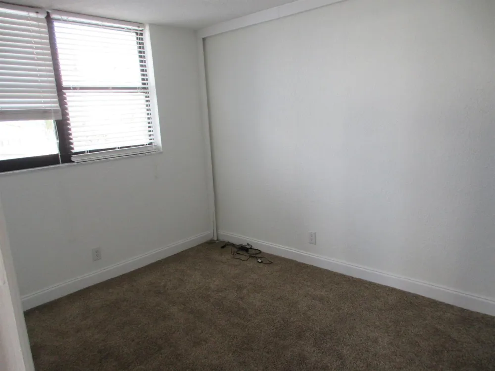 1401 Riverside Drive #307 Pompano Beach, FL 33062